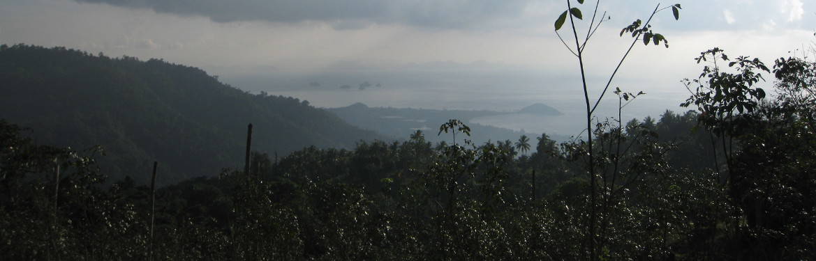 View over Lipa Noi and Ban Taling Ngam on a not so clear day ...