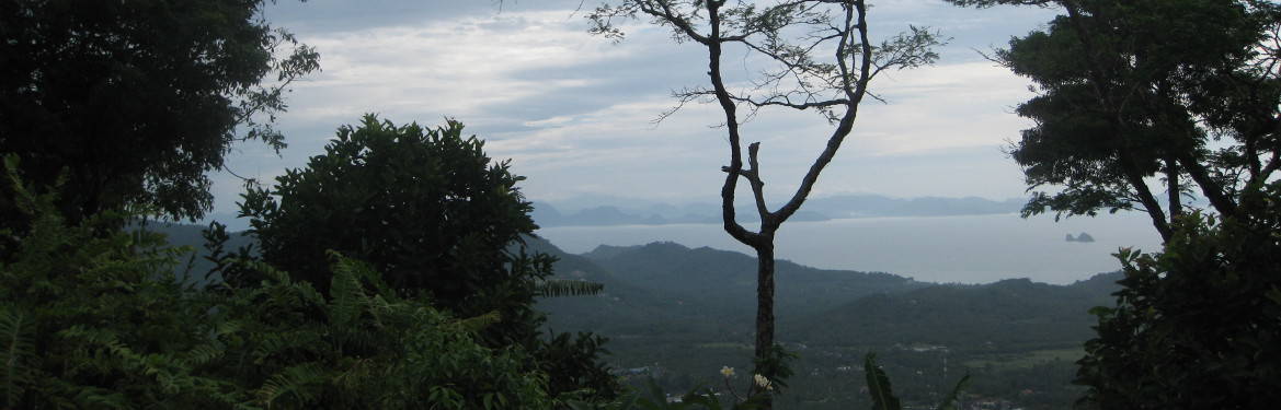 View over Ban Taling Ngam towards the mainland.
